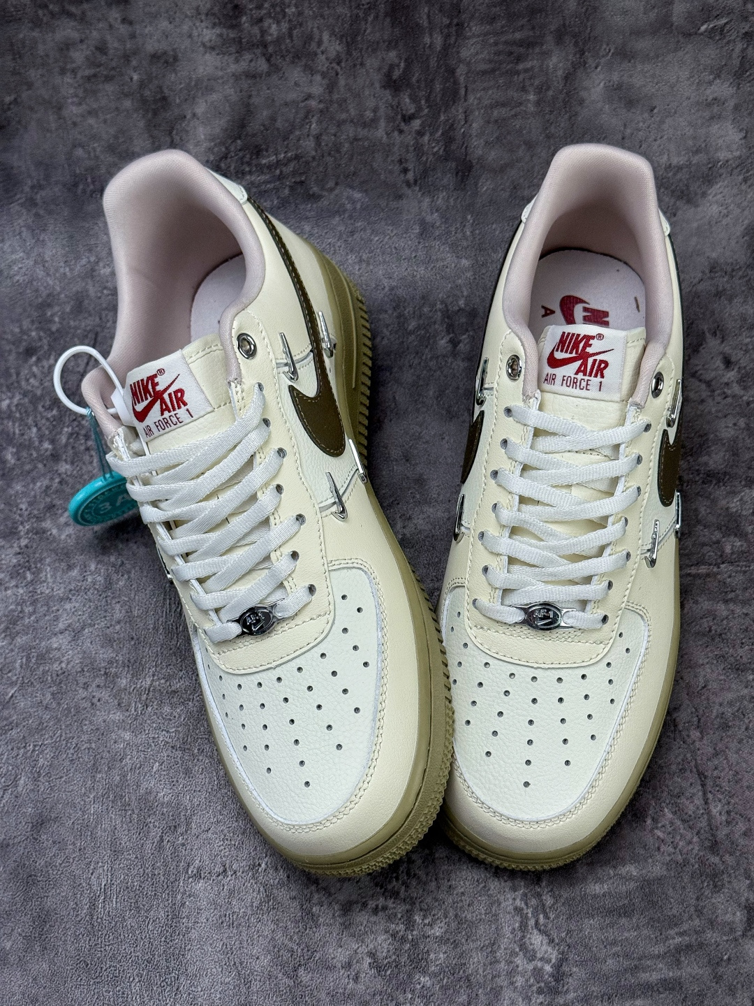 160 Nike Air Force 1 Low 07 米白四小勾 IQ9802-022-Chinese UA Cheap High Quatity Brand Clothes Bags handbags Sneakers wholesale wholesaler seller from China Factory suppliers Fashion Clothing Shoes best Quality Beautiful Price 160 Nike Air Force 1 Low 07 米白四小勾 IQ9802-022