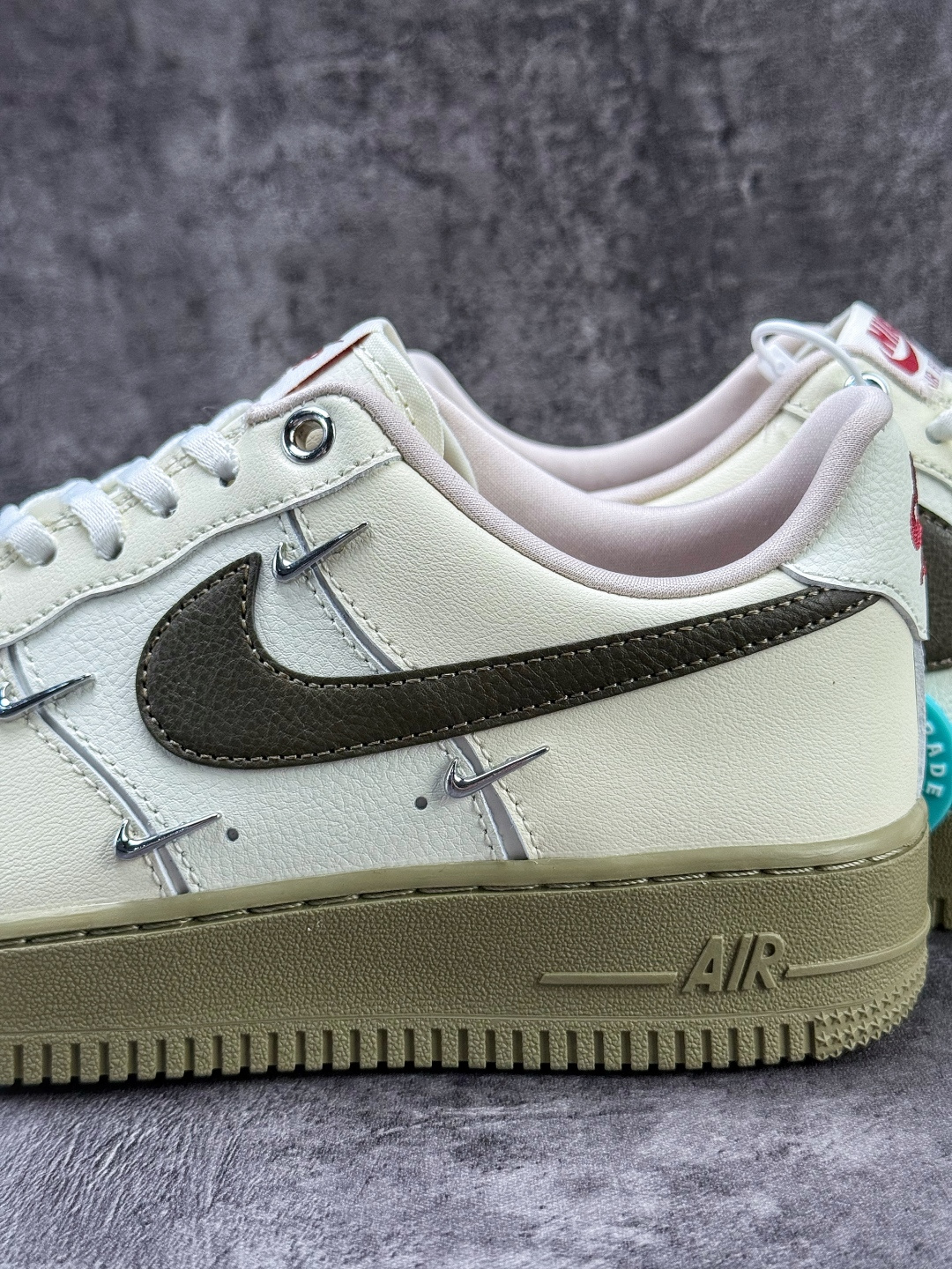 160 Nike Air Force 1 Low 07 米白四小勾 IQ9802-022-Chinese UA Cheap High Quatity Brand Clothes Bags handbags Sneakers wholesale wholesaler seller from China Factory suppliers Fashion Clothing Shoes best Quality Beautiful Price 160 Nike Air Force 1 Low 07 米白四小勾 IQ9802-022