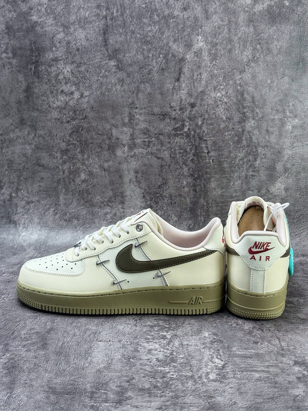 160 Nike Air Force 1 Low 07 米白四小勾 IQ9802-022-Chinese UA Cheap High Quatity Brand Clothes Bags handbags Sneakers wholesale wholesaler seller from China Factory suppliers Fashion Clothing Shoes best Quality Beautiful Price 160 Nike Air Force 1 Low 07 米白四小勾 IQ9802-022