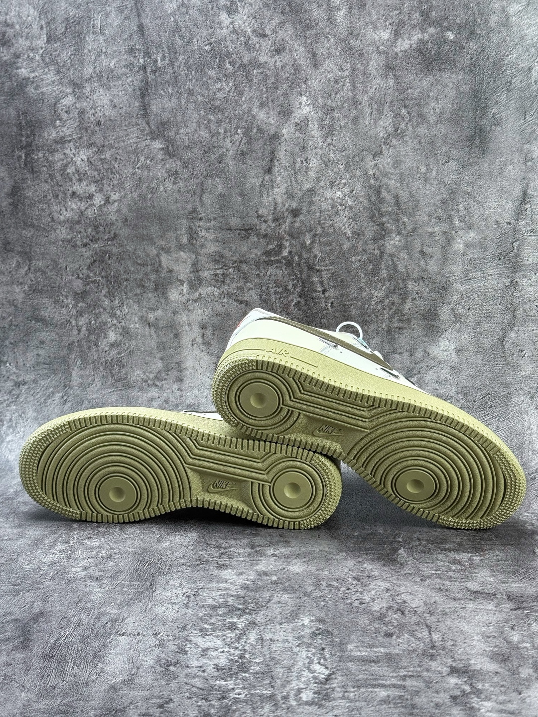 160 Nike Air Force 1 Low 07 米白四小勾 IQ9802-022-Chinese UA Cheap High Quatity Brand Clothes Bags handbags Sneakers wholesale wholesaler seller from China Factory suppliers Fashion Clothing Shoes best Quality Beautiful Price 160 Nike Air Force 1 Low 07 米白四小勾 IQ9802-022