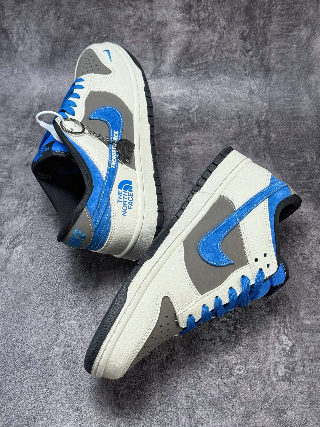 Nike SB Dunk Low x The North Face 白灰蓝小勾 TX1688-018