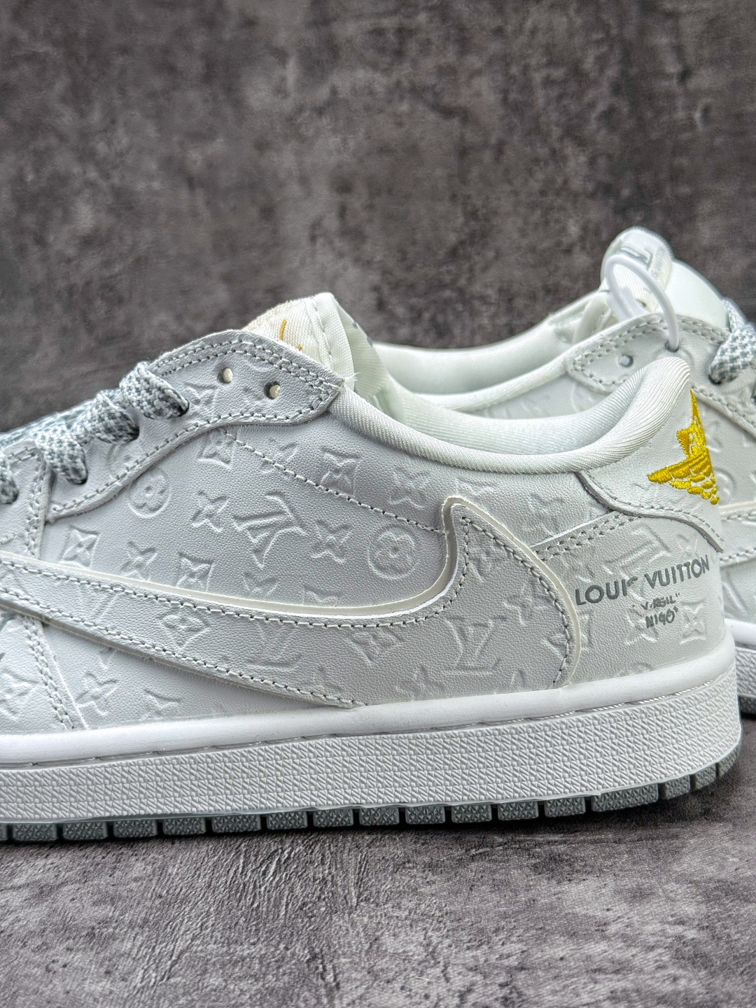 230 Travis Scott x Nike Air Jordan 1 Low x Louis Vuitton Air Jordan 1 Low 反转纯白满印满天星倒钩 纯原版本 LD2028-061