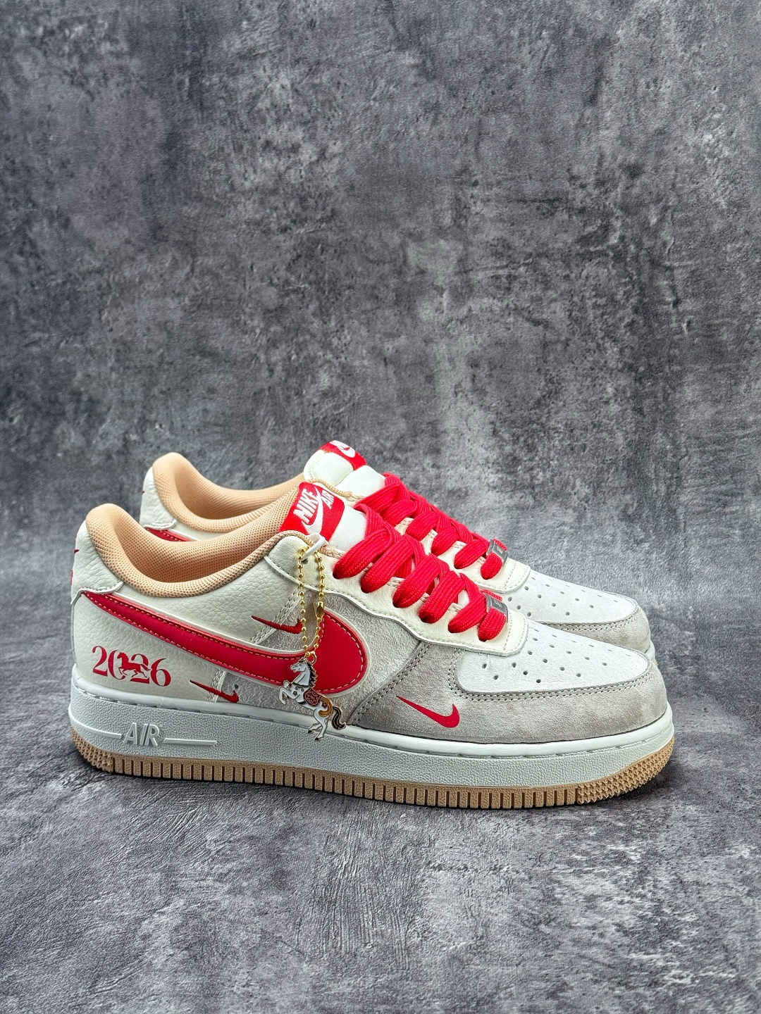 Nike Air Force 1 Low 07 马年限定 灰白红三小勾 XT6998-100 Nike Air Force 1 Low 07 马年限定 灰白红三小勾 XT6998-100