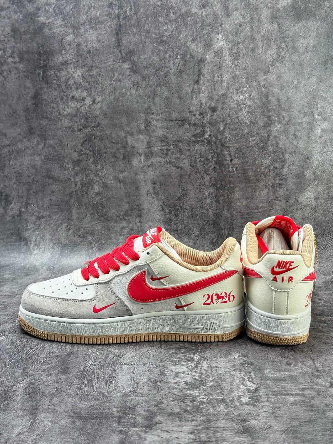 Nike Air Force 1 Low 07 马年限定 灰白红三小勾 XT6998-100 Nike Air Force 1 Low 07 马年限定 灰白红三小勾 XT6998-100