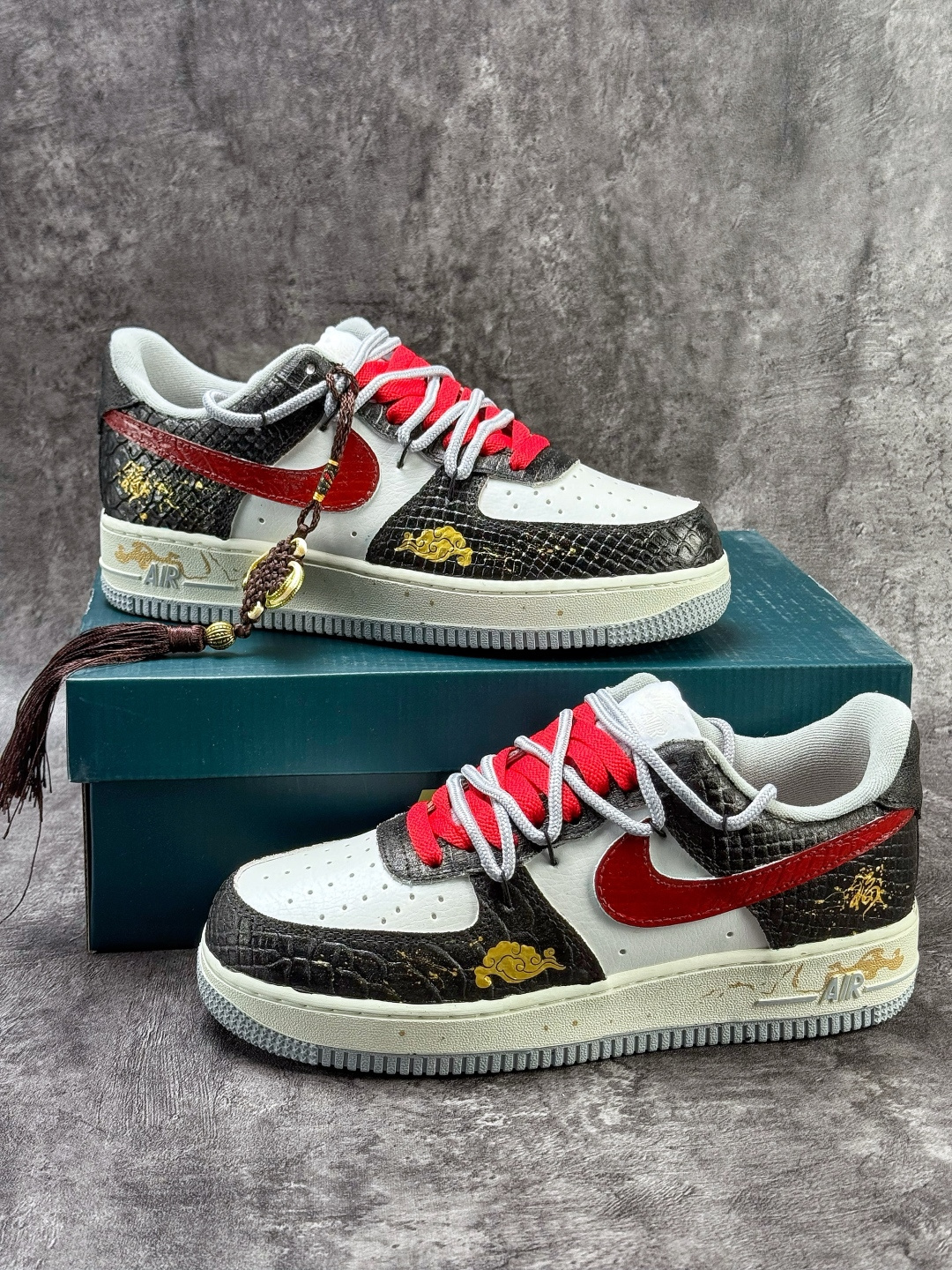 220 Nike Air Force 1 Low 07 马年限定 黑白红 DX2687-111-Chinese UA Cheap High Quatity Brand Clothes Bags handbags Sneakers wholesale wholesaler seller from China Factory suppliers Fashion Clothing Shoes best Quality Beautiful Price 220 Nike Air Force 1 Low 07 马年限定 黑白红 DX2687-111