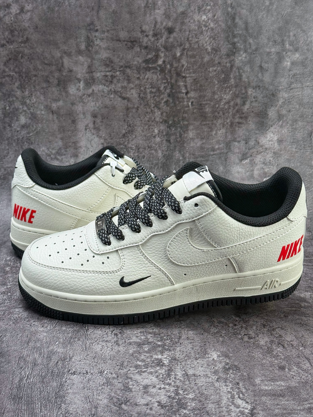 210 Nike Air Force 1 Low 07 白黑小勾满天星 MM3399-813-Chinese UA Cheap High Quatity Brand Clothes Bags handbags Sneakers wholesale wholesaler seller from China Factory suppliers Fashion Clothing Shoes best Quality Beautiful Price 210 Nike Air Force 1 Low 07 白黑小勾满天星 MM3399-813