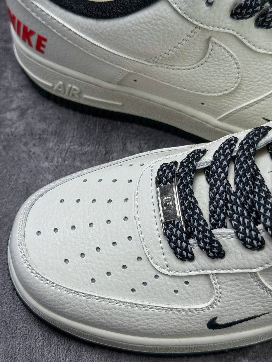 210 Nike Air Force 1 Low 07 白黑小勾满天星 MM3399-813-Chinese UA Cheap High Quatity Brand Clothes Bags handbags Sneakers wholesale wholesaler seller from China Factory suppliers Fashion Clothing Shoes best Quality Beautiful Price 210 Nike Air Force 1 Low 07 白黑小勾满天星 MM3399-813