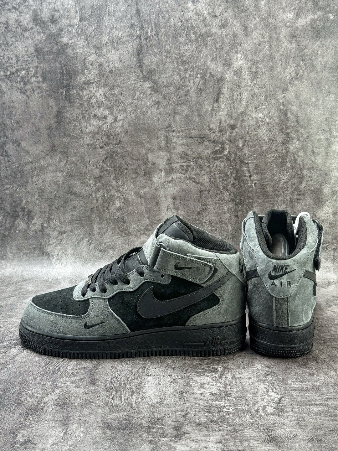 240 Nike Air Force 1 Mid 07 灰黑 ZH0316-167-Chinese UA Cheap High Quatity Brand Clothes Bags handbags Sneakers wholesale wholesaler seller from China Factory suppliers Fashion Clothing Shoes best Quality Beautiful Price 240 Nike Air Force 1 Mid 07 灰黑 ZH0316-167