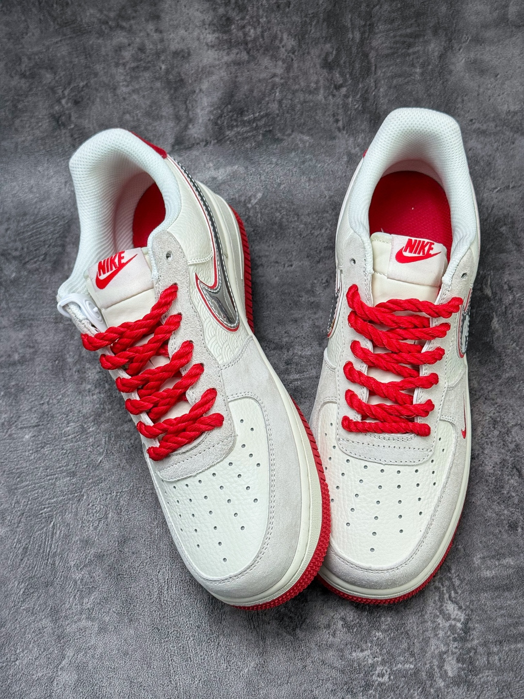 Nike Air Force 1 Low 07 马年限定 白红小勾 XA2001-901 Nike Air Force 1 Low 07 马年限定 白红小勾 XA2001-901