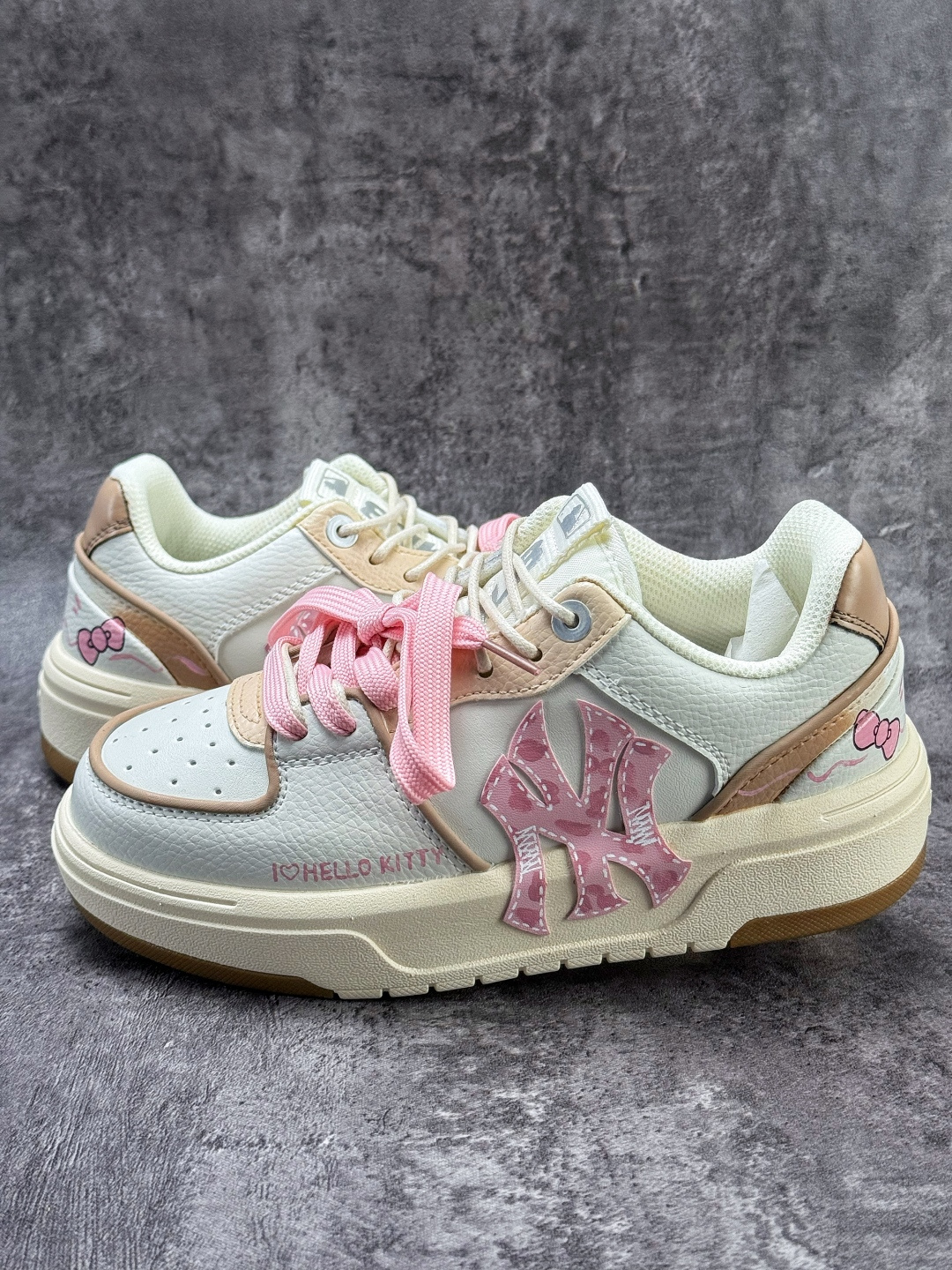 260 MLB CHUNKY 印花网红老爹鞋 涂鸦恶作剧 内增高6cm 3ASXCA12N