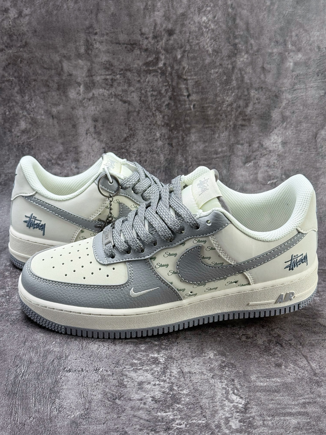 210 Nike Air Force 1 Low 07 x Stussy 灰白小勾满天星 HH7518-082