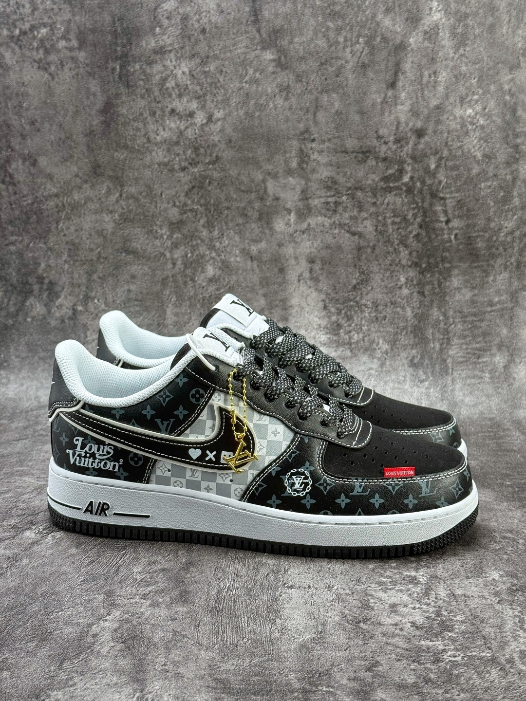 210 Nike Air Force 1 Low 07 x Louis Vuitton 黑白满天星 LV2288-004