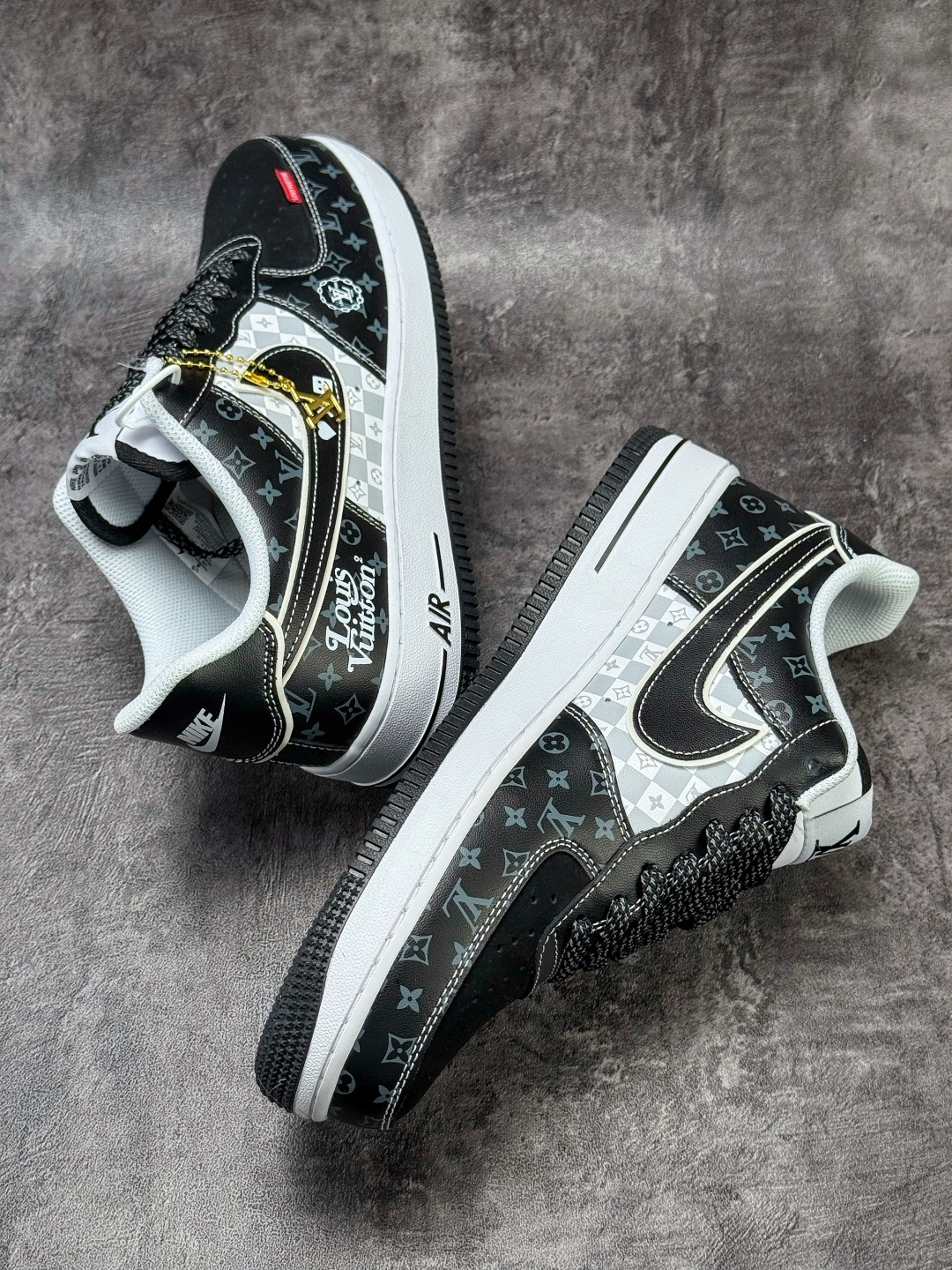 210 Nike Air Force 1 Low 07 x Louis Vuitton 黑白满天星 LV2288-004