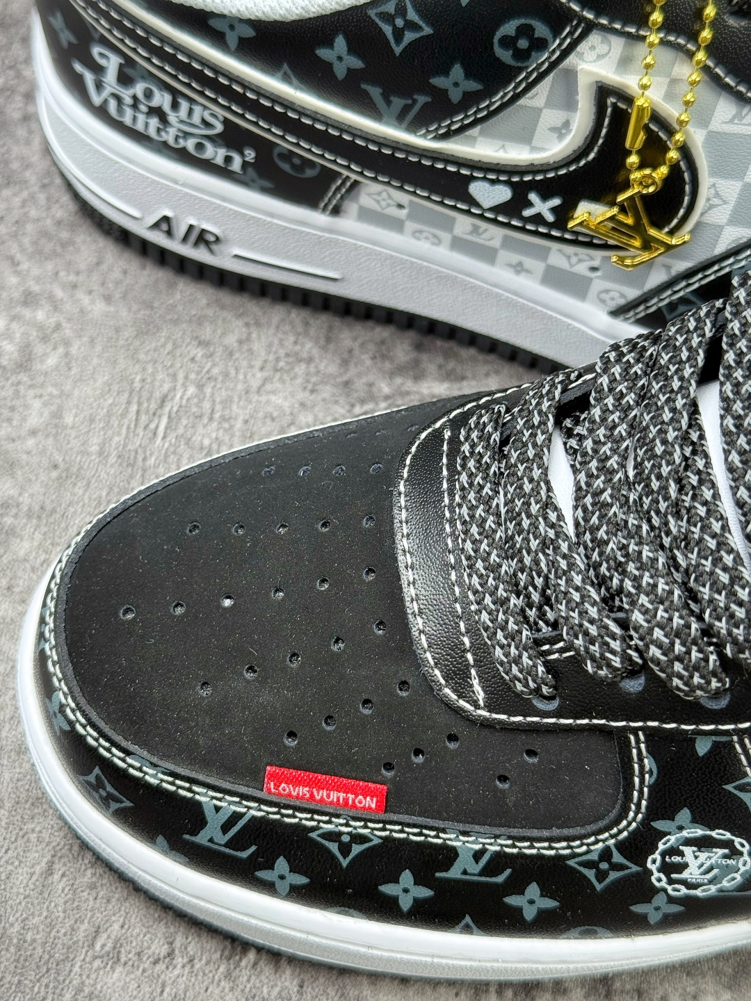 210 Nike Air Force 1 Low 07 x Louis Vuitton 黑白满天星 LV2288-004
