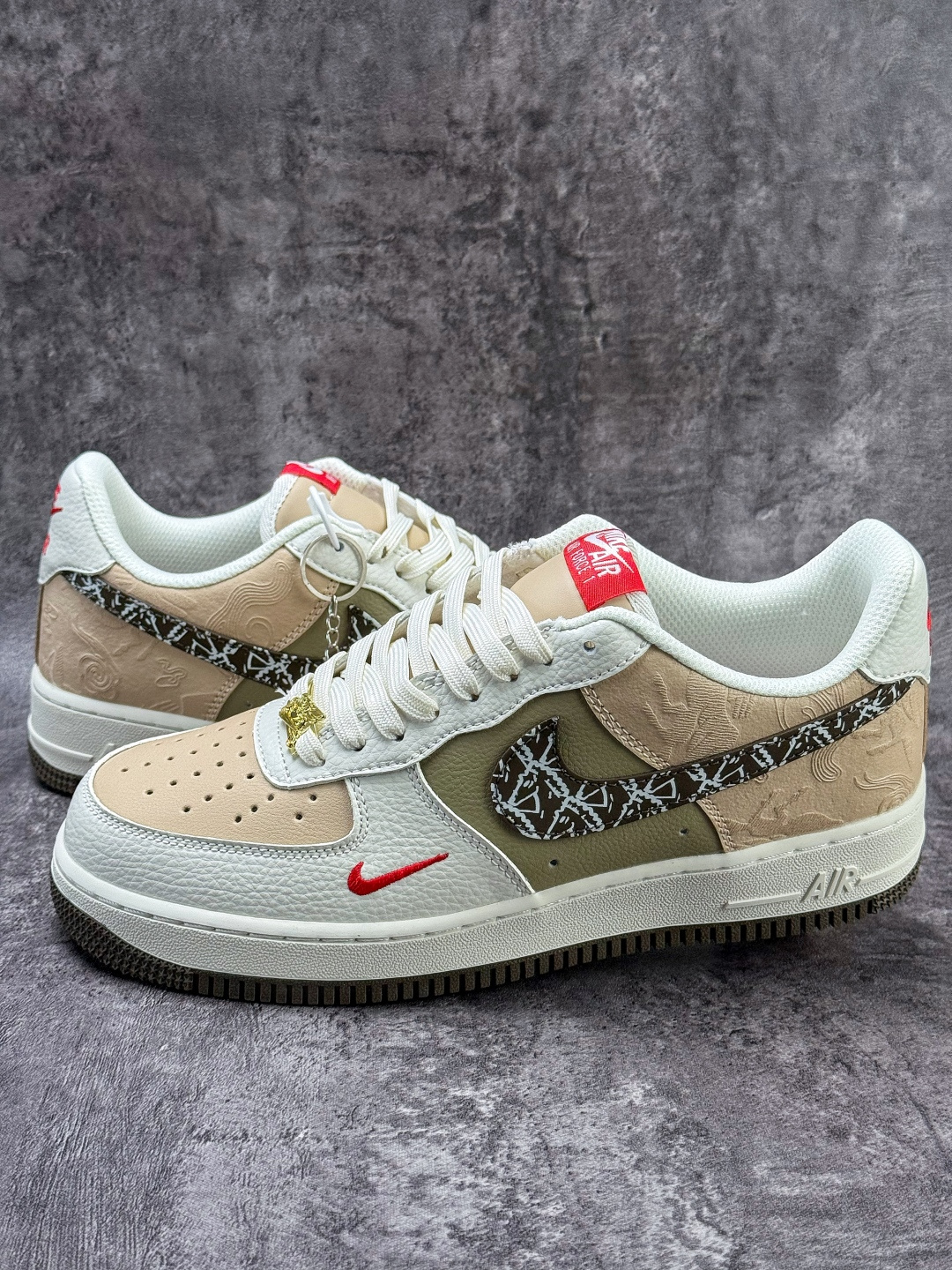 210 Nike Air Force 1 Low 07 马年限定 白棕绿小勾 NH0601-537-Chinese UA Cheap High Quatity Brand Clothes Bags handbags Sneakers wholesale wholesaler seller from China Factory suppliers Fashion Clothing Shoes best Quality Beautiful Price 210 Nike Air Force 1 Low 07 马年限定 白棕绿小勾 NH0601-537
