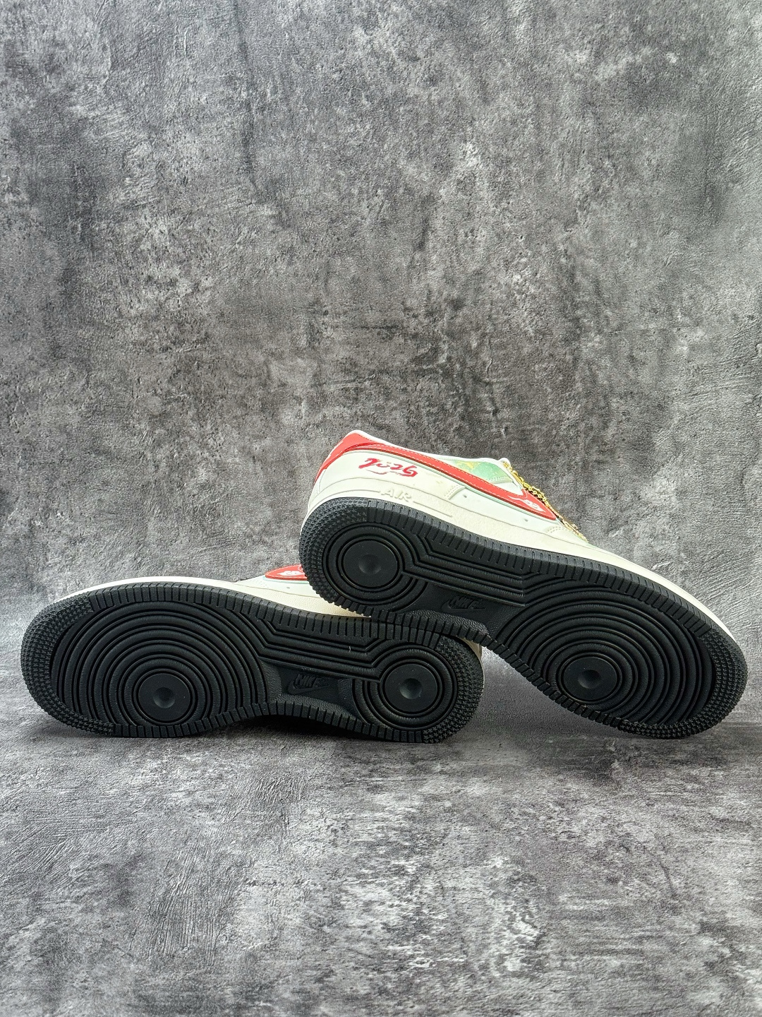 210 Nike Air Force 1 Low 07 马年限定 白红满天星 XT6998-108-Chinese UA Cheap High Quatity Brand Clothes Bags handbags Sneakers wholesale wholesaler seller from China Factory suppliers Fashion Clothing Shoes best Quality Beautiful Price 210 Nike Air Force 1 Low 07 马年限定 白红满天星 XT6998-108