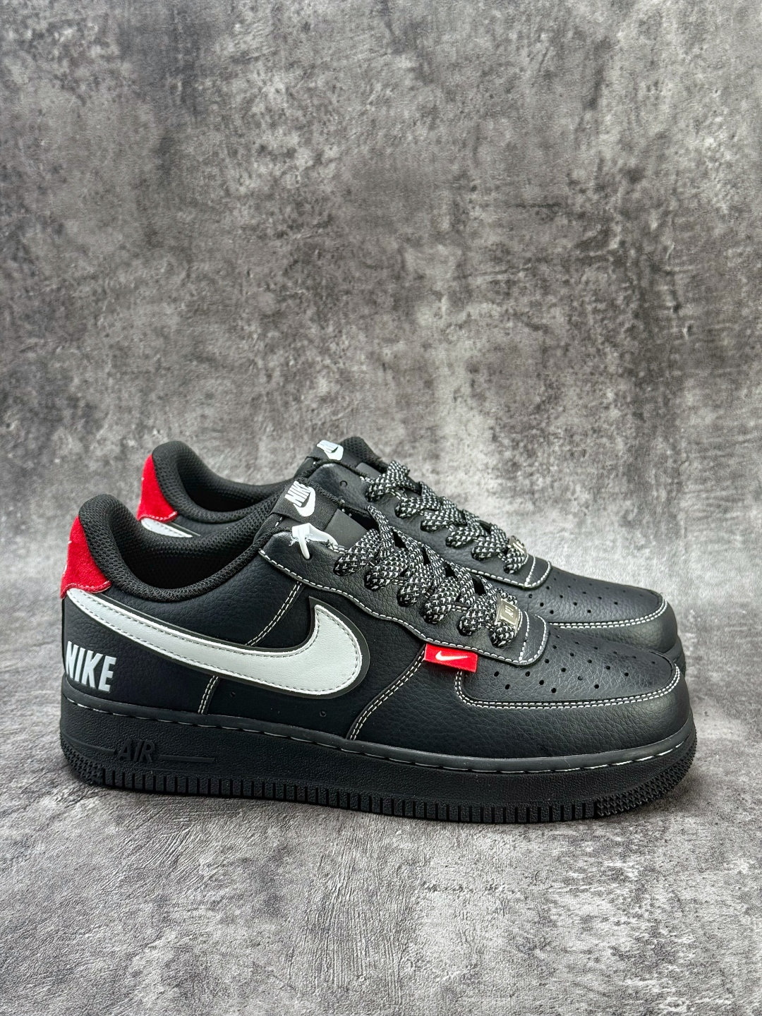 210 Nike Air Force 1 Low 07 黑白满天星 CS5288-077