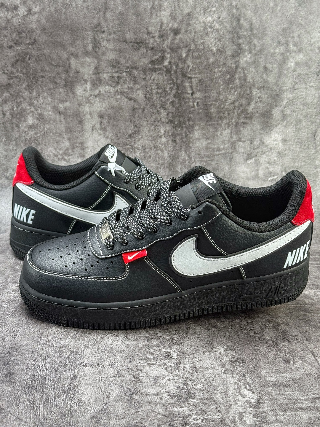 210 Nike Air Force 1 Low 07 黑白满天星 CS5288-077