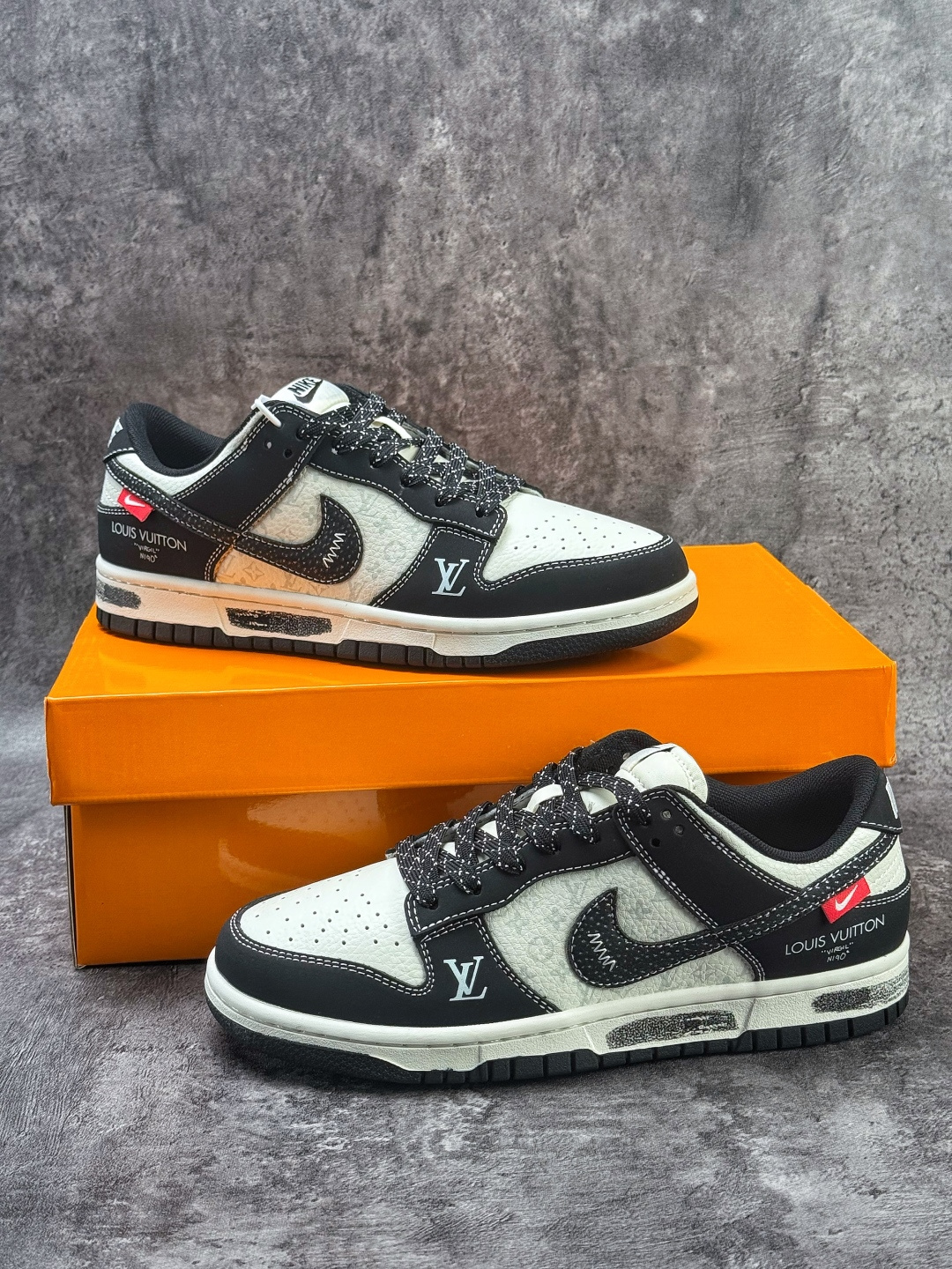 220 Nike SB Dunk Low x Louis Vuitton 黑白满天星 KG6699-F59-Chinese UA Cheap High Quatity Brand Clothes Bags handbags Sneakers wholesale wholesaler seller from China Factory suppliers Fashion Clothing Shoes best Quality Beautiful Price 220 Nike SB Dunk Low x Louis Vuitton 黑白满天星 KG6699-F59