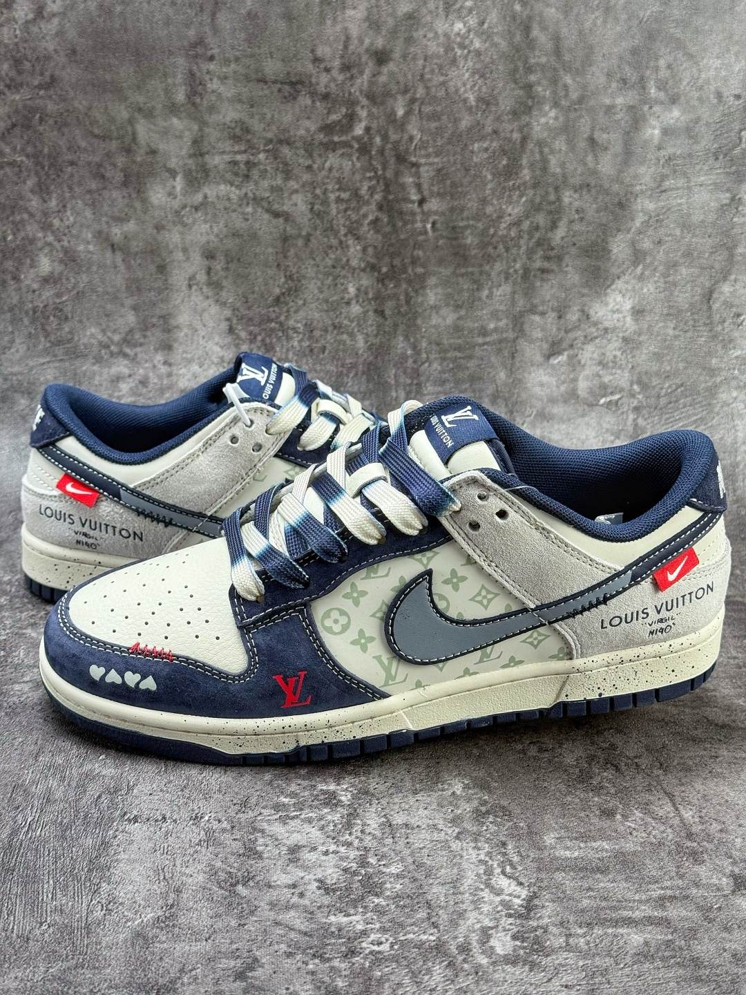220 Nike SB Dunk Low x Louis Vuitton 蓝白 YX5066-409-Chinese UA Cheap High Quatity Brand Clothes Bags handbags Sneakers wholesale wholesaler seller from China Factory suppliers Fashion Clothing Shoes best Quality Beautiful Price 220 Nike SB Dunk Low x Louis Vuitton 蓝白 YX5066-409