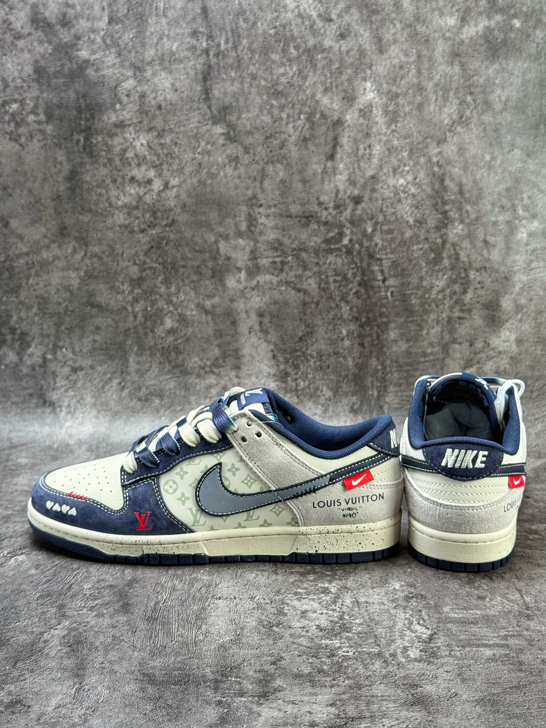 220 Nike SB Dunk Low x Louis Vuitton 蓝白 YX5066-409-Chinese UA Cheap High Quatity Brand Clothes Bags handbags Sneakers wholesale wholesaler seller from China Factory suppliers Fashion Clothing Shoes best Quality Beautiful Price 220 Nike SB Dunk Low x Louis Vuitton 蓝白 YX5066-409