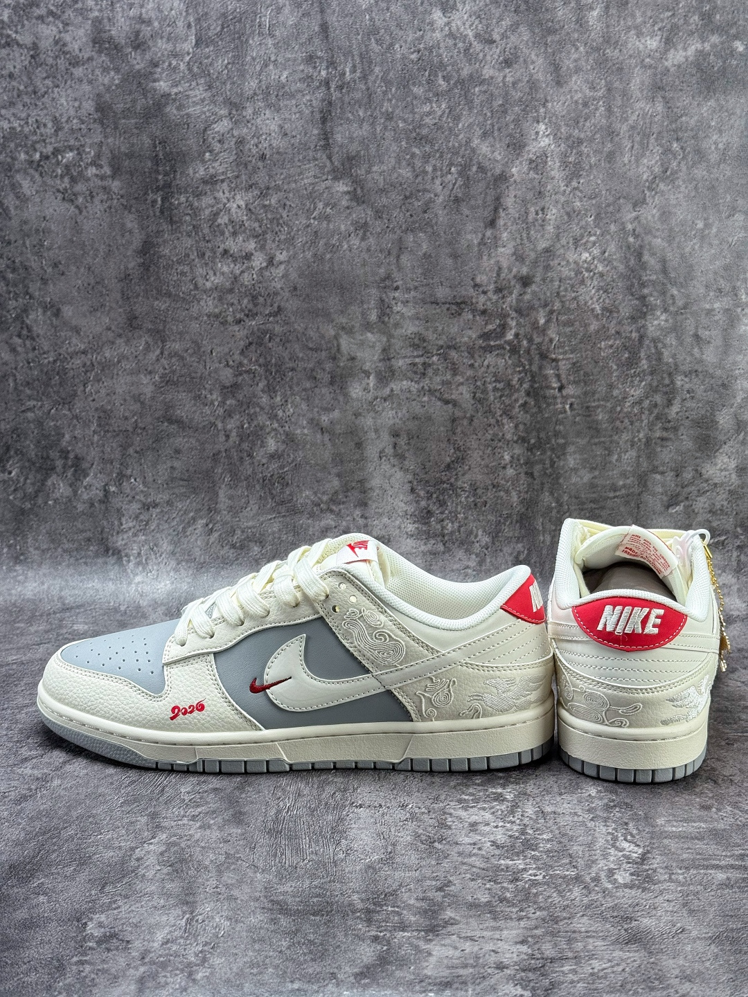 220 Nike SB Dunk Low 马年限定 白灰小勾 XT6998-158