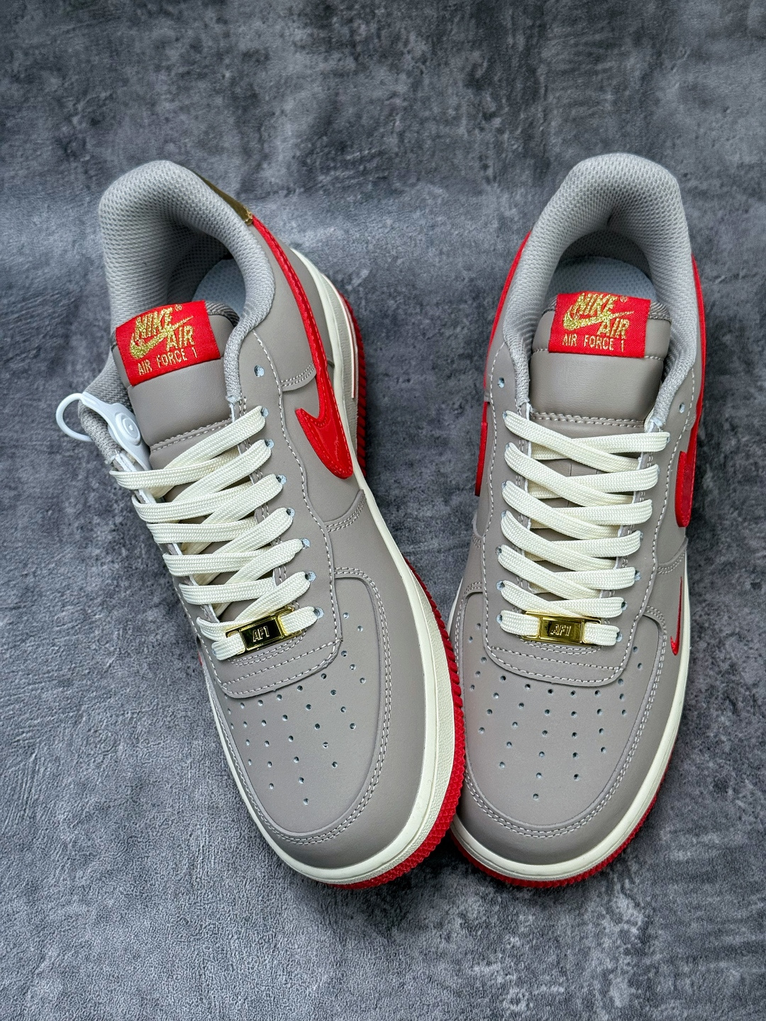 210 Nike Air Force 1 Low 07 灰红小勾 NH0601-527-Chinese UA Cheap High Quatity Brand Clothes Bags handbags Sneakers wholesale wholesaler seller from China Factory suppliers Fashion Clothing Shoes best Quality Beautiful Price 210 Nike Air Force 1 Low 07 灰红小勾 NH0601-527