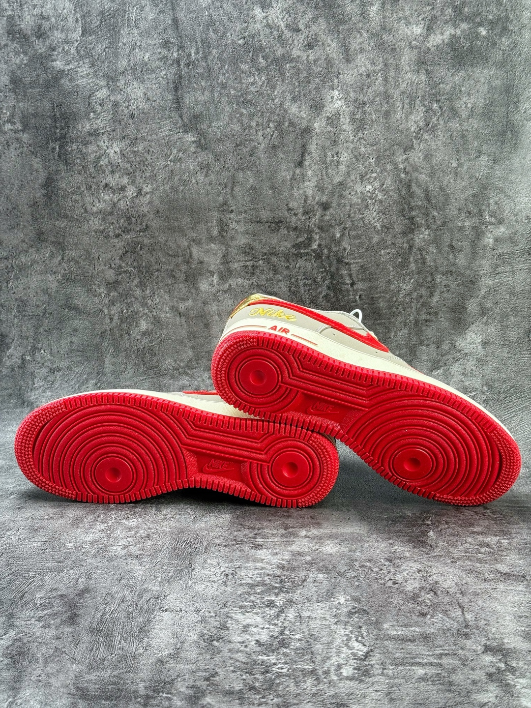 210 Nike Air Force 1 Low 07 灰红小勾 NH0601-527-Chinese UA Cheap High Quatity Brand Clothes Bags handbags Sneakers wholesale wholesaler seller from China Factory suppliers Fashion Clothing Shoes best Quality Beautiful Price 210 Nike Air Force 1 Low 07 灰红小勾 NH0601-527