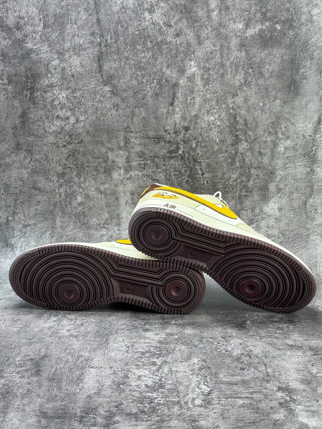 Nike Air Force 1 Low 07 马年限定 米白黄满天星 NH0601-504-Chinese wholesaler seller Clothes Bags handbags wholesale Shoes High Quatity wholesaler seller Cheap Sneakers from China Factory Chinese suppliers china wholesale clothing wholesaler seller Nike Air Force 1 Low 07 马年限定 米白黄满天星 NH0601-504