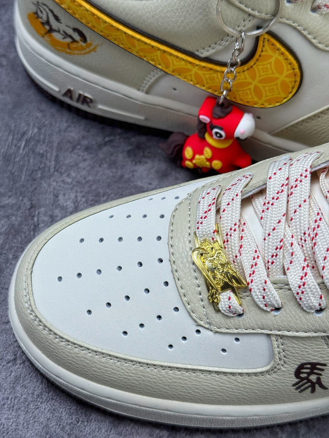 Nike Air Force 1 Low 07 马年限定 米白黄满天星 NH0601-504-Chinese wholesaler seller Clothes Bags handbags wholesale Shoes High Quatity wholesaler seller Cheap Sneakers from China Factory Chinese suppliers china wholesale clothing wholesaler seller Nike Air Force 1 Low 07 马年限定 米白黄满天星 NH0601-504