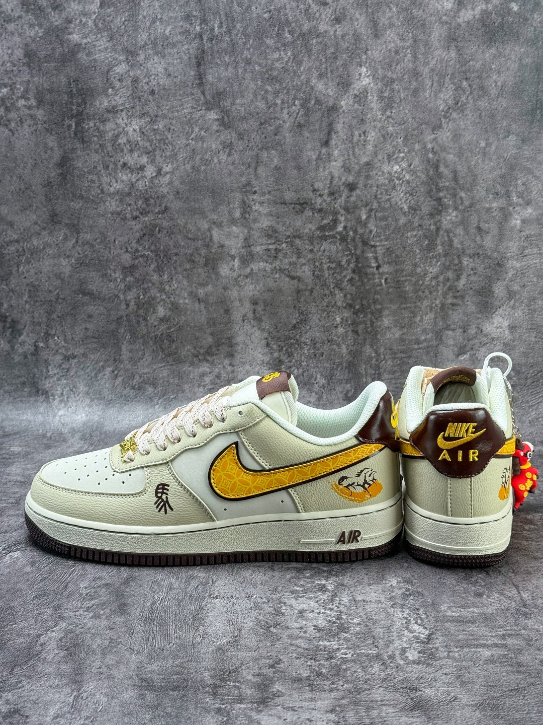 Nike Air Force 1 Low 07 马年限定 米白黄满天星 NH0601-504-Chinese wholesaler seller Clothes Bags handbags wholesale Shoes High Quatity wholesaler seller Cheap Sneakers from China Factory Chinese suppliers china wholesale clothing wholesaler seller Nike Air Force 1 Low 07 马年限定 米白黄满天星 NH0601-504