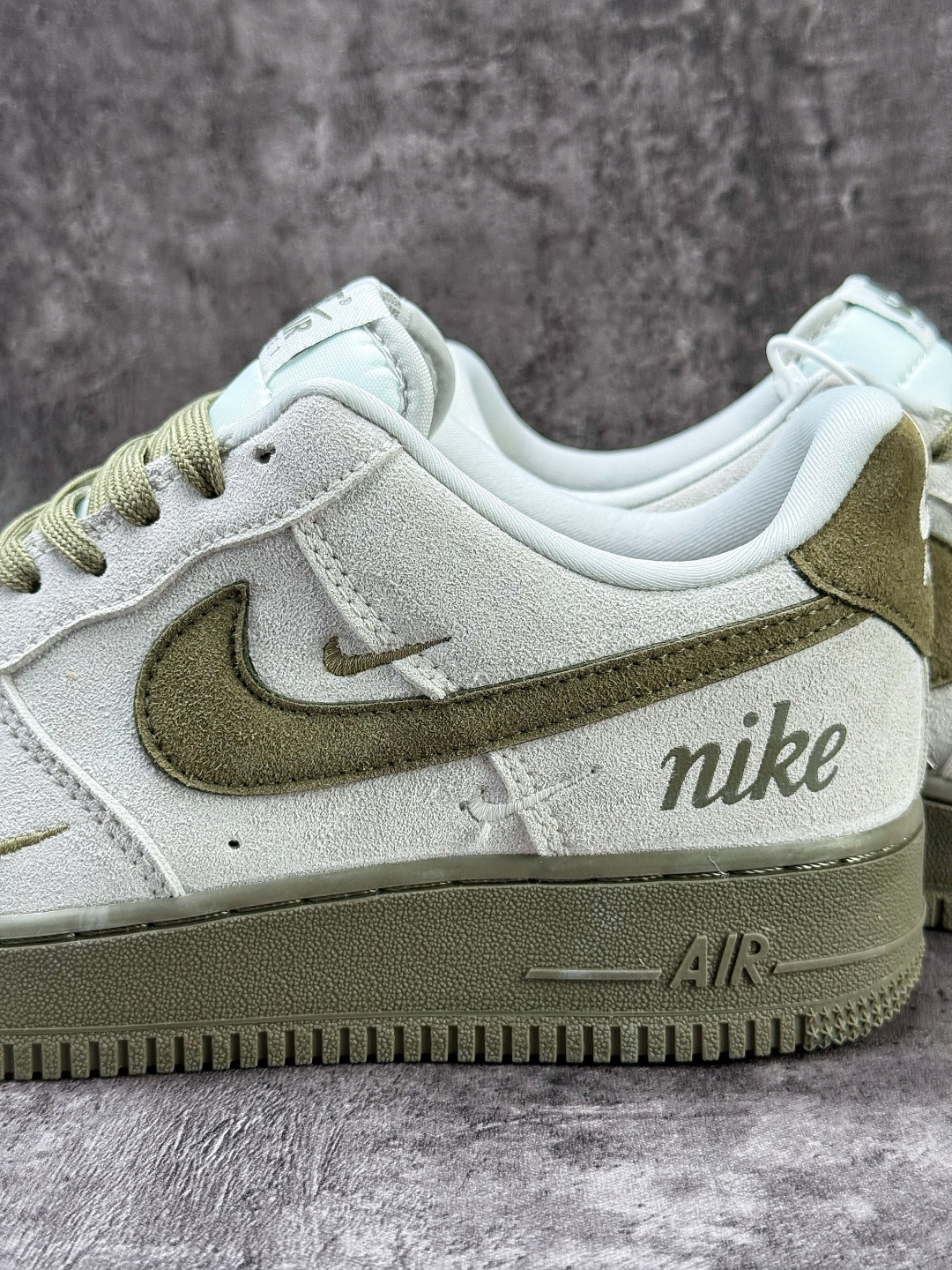 Nike Air Force 1 Low 07 灰绿三小勾 DF0188-122-Chinese wholesaler seller Clothes Bags handbags wholesale Shoes High Quatity wholesaler seller Cheap Sneakers from China Factory Chinese suppliers china wholesale clothing wholesaler seller Nike Air Force 1 Low 07 灰绿三小勾 DF0188-122