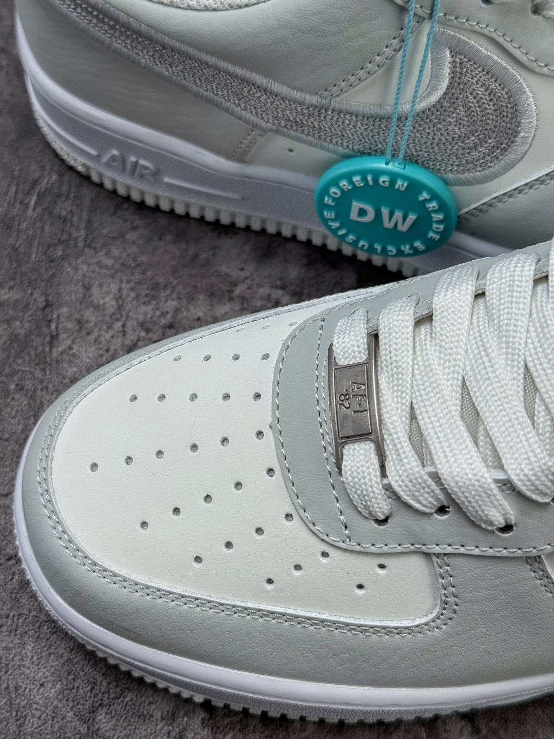 Nike Air Force 1 Low 07 灰白 IB6842-100-Chinese wholesaler seller Clothes Bags handbags wholesale Shoes High Quatity wholesaler seller Cheap Sneakers from China Factory Chinese suppliers china wholesale clothing wholesaler seller Nike Air Force 1 Low 07 灰白 IB6842-100