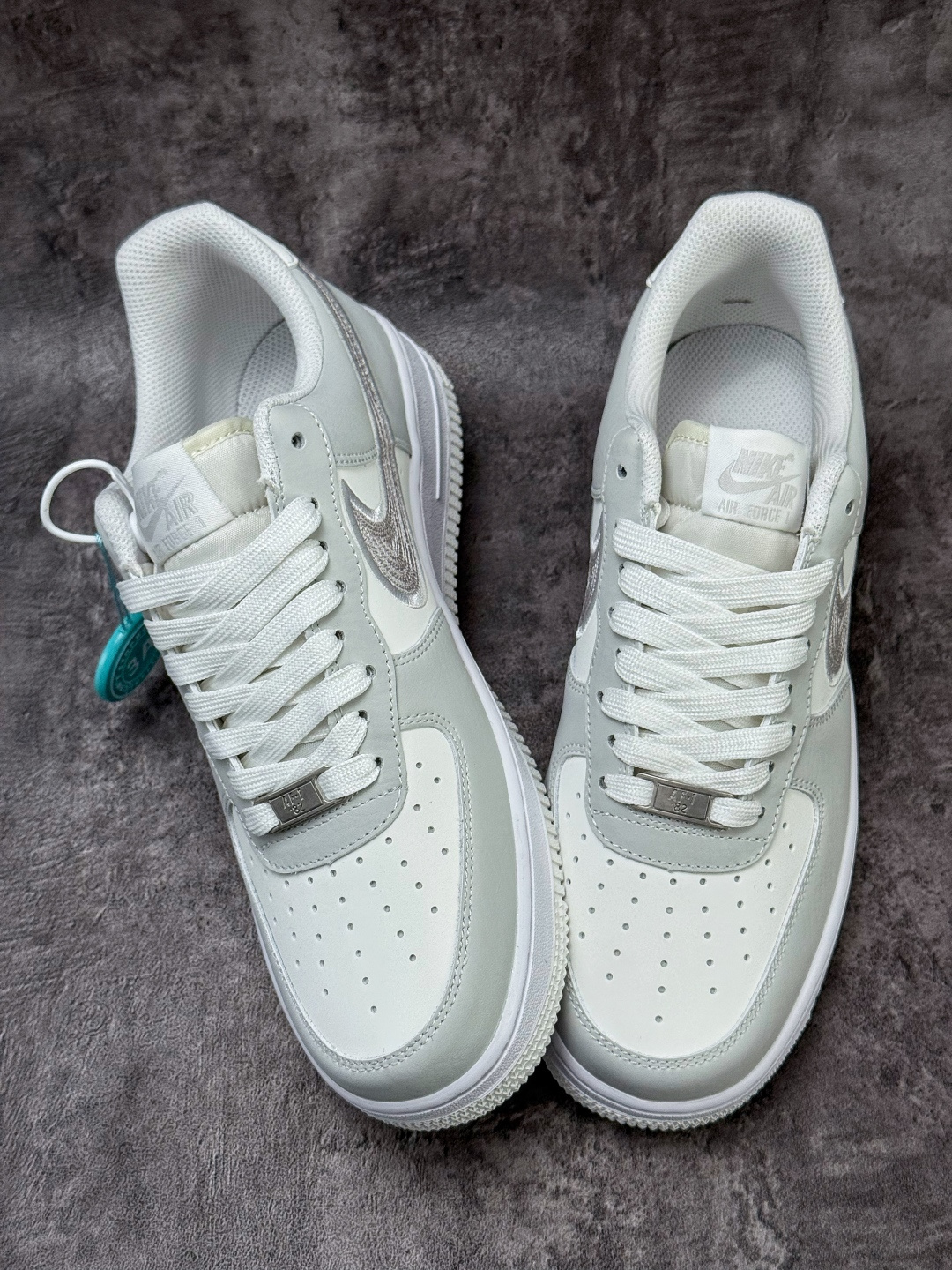Nike Air Force 1 Low 07 灰白 IB6842-100-Chinese wholesaler seller Clothes Bags handbags wholesale Shoes High Quatity wholesaler seller Cheap Sneakers from China Factory Chinese suppliers china wholesale clothing wholesaler seller Nike Air Force 1 Low 07 灰白 IB6842-100