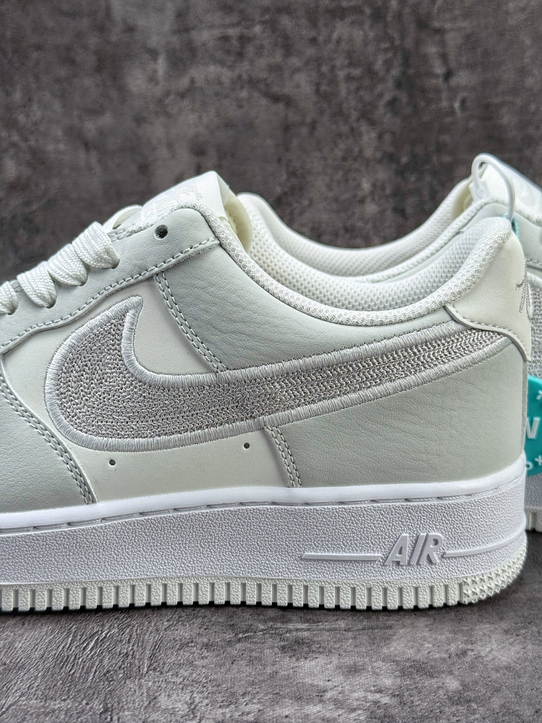 Nike Air Force 1 Low 07 灰白 IB6842-100-Chinese wholesaler seller Clothes Bags handbags wholesale Shoes High Quatity wholesaler seller Cheap Sneakers from China Factory Chinese suppliers china wholesale clothing wholesaler seller Nike Air Force 1 Low 07 灰白 IB6842-100