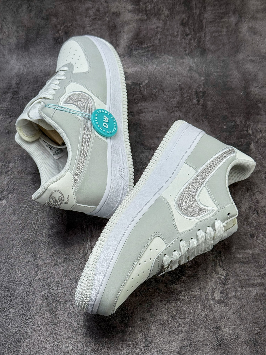 Nike Air Force 1 Low 07 灰白 IB6842-100-Chinese wholesaler seller Clothes Bags handbags wholesale Shoes High Quatity wholesaler seller Cheap Sneakers from China Factory Chinese suppliers china wholesale clothing wholesaler seller Nike Air Force 1 Low 07 灰白 IB6842-100