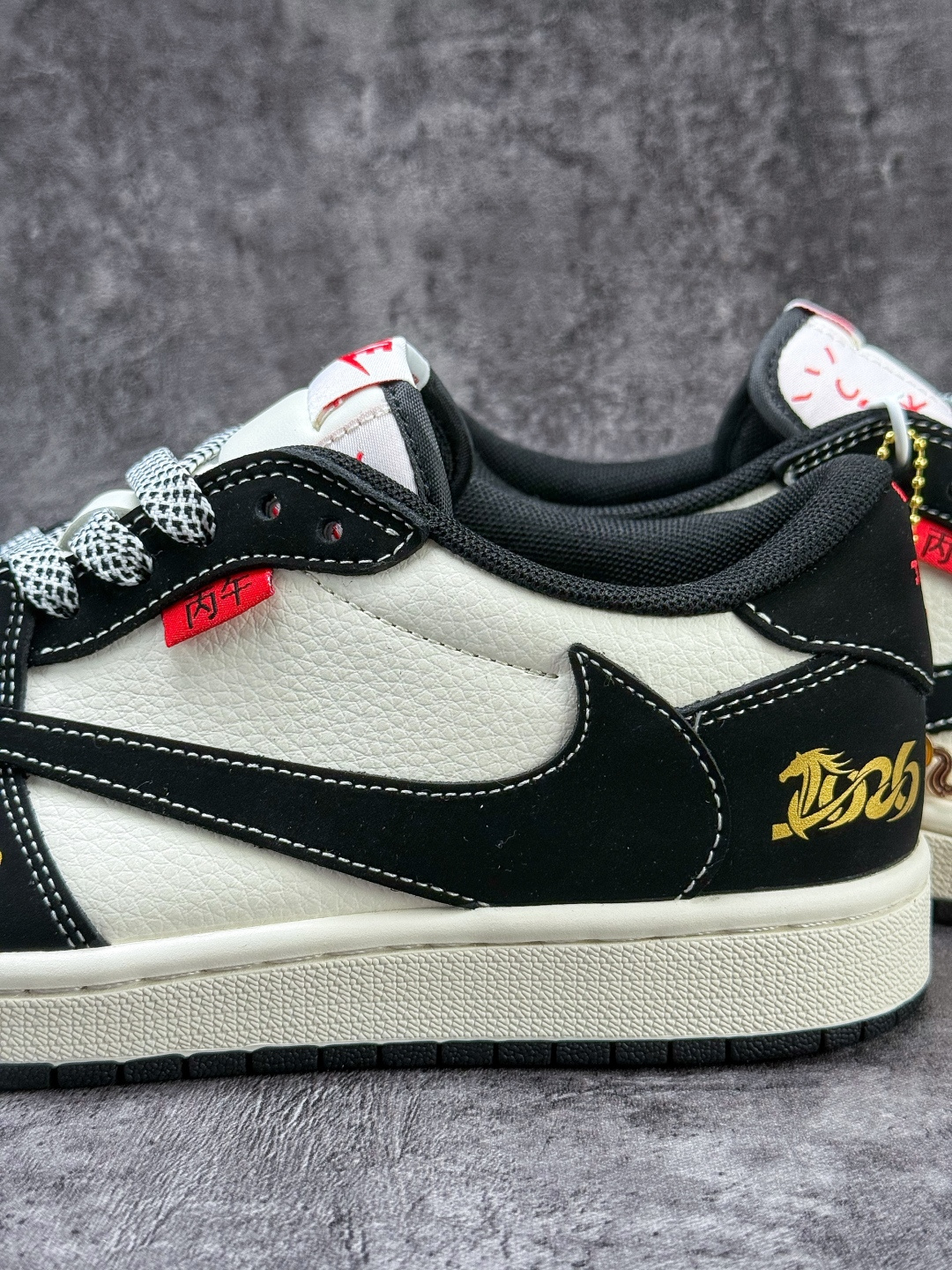 230 Travis Scott x Nike Air Jordan 1 Low 马年限定 Air Jordan 1 Low 反转黑白小勾满天星倒钩 MZ9588-823-Chinese UA Cheap High Quatity Brand Clothes Bags handbags Sneakers wholesale wholesaler seller from China Factory suppliers Fashion Clothing Shoes best Quality Beautiful Price 230 Travis Scott x Nike Air Jordan 1 Low 马年限定 Air Jordan 1 Low 反转黑白小勾满天星倒钩 MZ9588-823