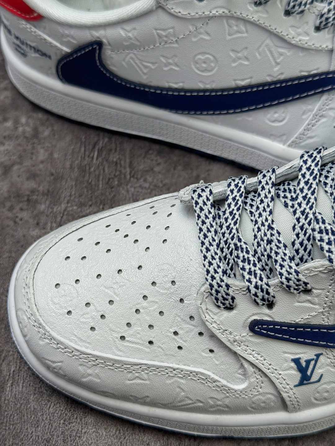 Travis Scott x Nike Air Jordan 1 Low x Louis Vuitton Air Jordan 1 Low 反转白蓝满印满天星倒钩 LD2028-062-Chinese wholesaler seller Clothes Bags handbags wholesale Shoes High Quatity wholesaler seller Cheap Sneakers from China Factory Chinese suppliers china wholesale clothing wholesaler seller Travis Scott x Nike Air Jordan 1 Low x Louis Vuitton Air Jordan 1 Low 反转白蓝满印满天星倒钩 LD2028-062
