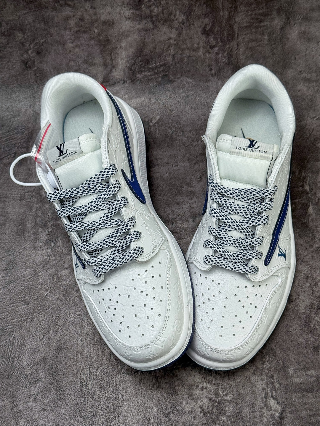 Travis Scott x Nike Air Jordan 1 Low x Louis Vuitton Air Jordan 1 Low 反转白蓝满印满天星倒钩 LD2028-062-Chinese wholesaler seller Clothes Bags handbags wholesale Shoes High Quatity wholesaler seller Cheap Sneakers from China Factory Chinese suppliers china wholesale clothing wholesaler seller Travis Scott x Nike Air Jordan 1 Low x Louis Vuitton Air Jordan 1 Low 反转白蓝满印满天星倒钩 LD2028-062