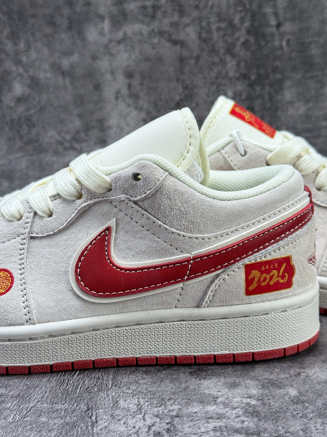 Nike Jordan Air Jordan 1 马年大吉 灰白 SM6668-513-Chinese wholesaler seller Clothes Bags handbags wholesale Shoes High Quatity wholesaler seller Cheap Sneakers from China Factory Chinese suppliers china wholesale clothing wholesaler seller Nike Jordan Air Jordan 1 马年大吉 灰白 SM6668-513