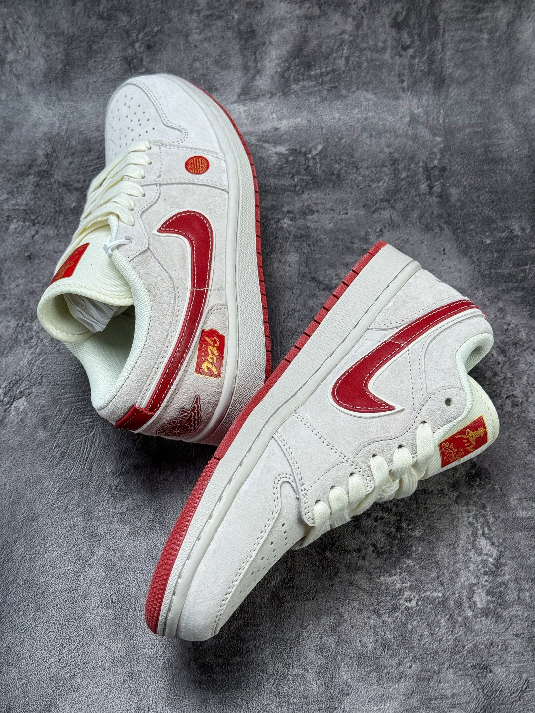 Nike Jordan Air Jordan 1 马年大吉 灰白 SM6668-513-Chinese wholesaler seller Clothes Bags handbags wholesale Shoes High Quatity wholesaler seller Cheap Sneakers from China Factory Chinese suppliers china wholesale clothing wholesaler seller Nike Jordan Air Jordan 1 马年大吉 灰白 SM6668-513