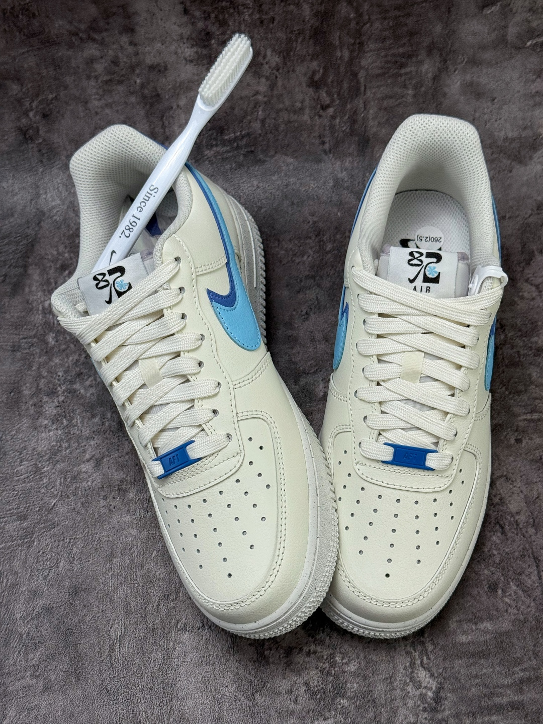 160 Nike Air Force 1 Low 07 白蓝双勾 DO9786-100-Chinese UA Cheap High Quatity Brand Clothes Bags handbags Sneakers wholesale wholesaler seller from China Factory suppliers Fashion Clothing Shoes best Quality Beautiful Price 160 Nike Air Force 1 Low 07 白蓝双勾 DO9786-100