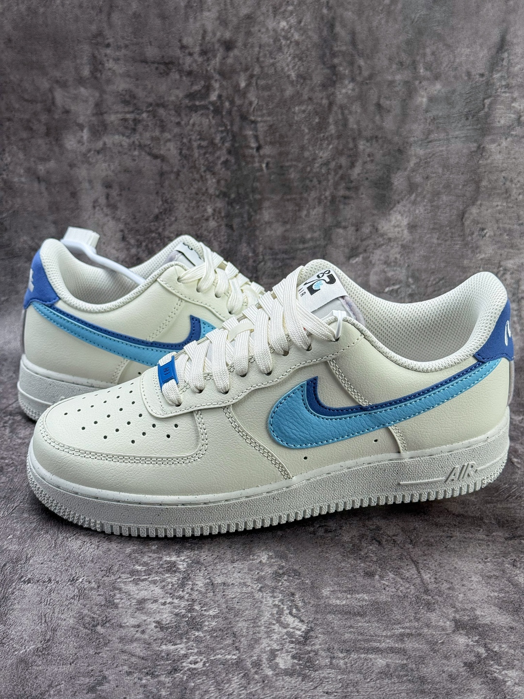 160 Nike Air Force 1 Low 07 白蓝双勾 DO9786-100-Chinese UA Cheap High Quatity Brand Clothes Bags handbags Sneakers wholesale wholesaler seller from China Factory suppliers Fashion Clothing Shoes best Quality Beautiful Price 160 Nike Air Force 1 Low 07 白蓝双勾 DO9786-100