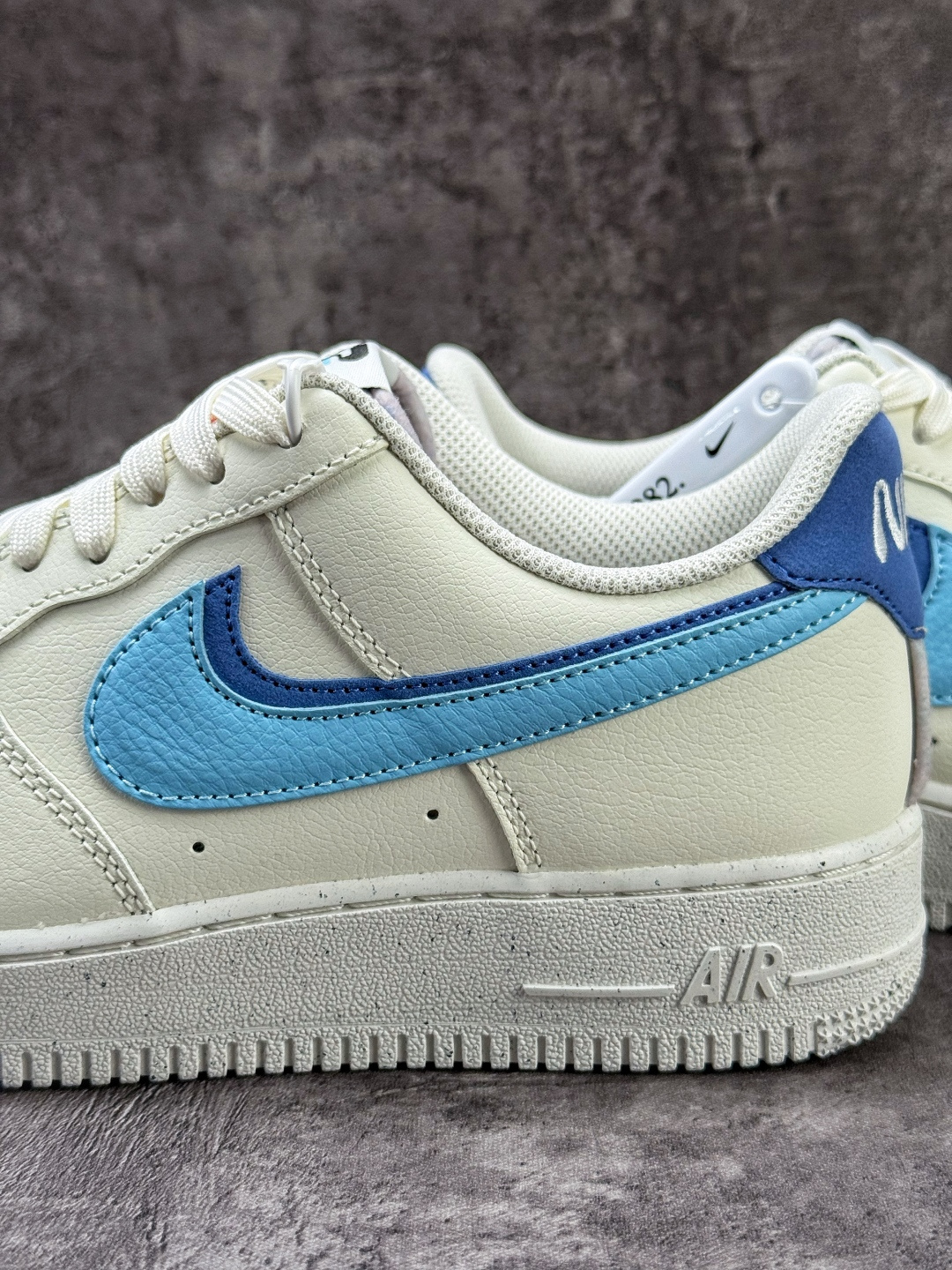 160 Nike Air Force 1 Low 07 白蓝双勾 DO9786-100-Chinese UA Cheap High Quatity Brand Clothes Bags handbags Sneakers wholesale wholesaler seller from China Factory suppliers Fashion Clothing Shoes best Quality Beautiful Price 160 Nike Air Force 1 Low 07 白蓝双勾 DO9786-100