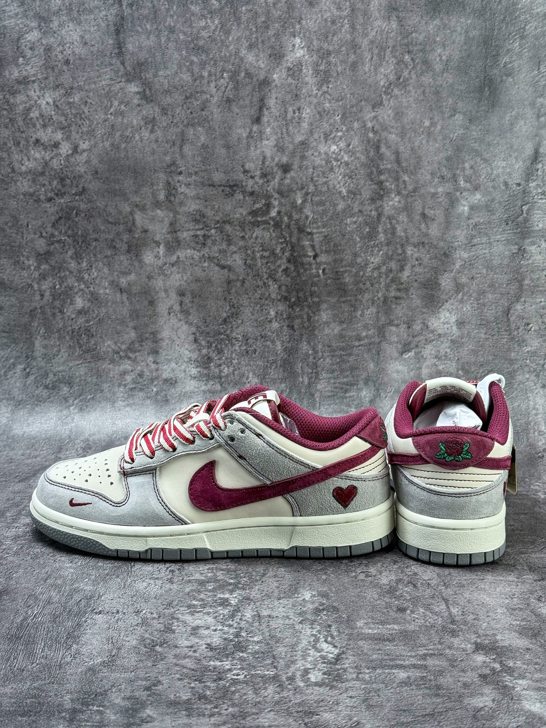 230 Nike SB Dunk Low 天若有情 灰白小勾 SG6688-009-Chinese UA Cheap High Quatity Brand Clothes Bags handbags Sneakers wholesale wholesaler seller from China Factory suppliers Fashion Clothing Shoes best Quality Beautiful Price 230 Nike SB Dunk Low 天若有情 灰白小勾 SG6688-009