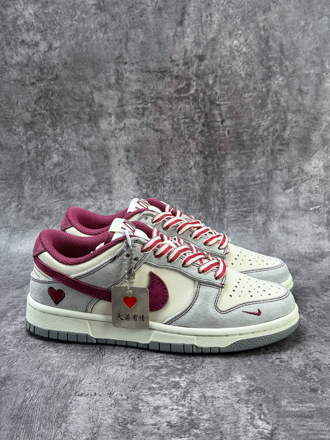 230 Nike SB Dunk Low 天若有情 灰白小勾 SG6688-009-Chinese UA Cheap High Quatity Brand Clothes Bags handbags Sneakers wholesale wholesaler seller from China Factory suppliers Fashion Clothing Shoes best Quality Beautiful Price 230 Nike SB Dunk Low 天若有情 灰白小勾 SG6688-009