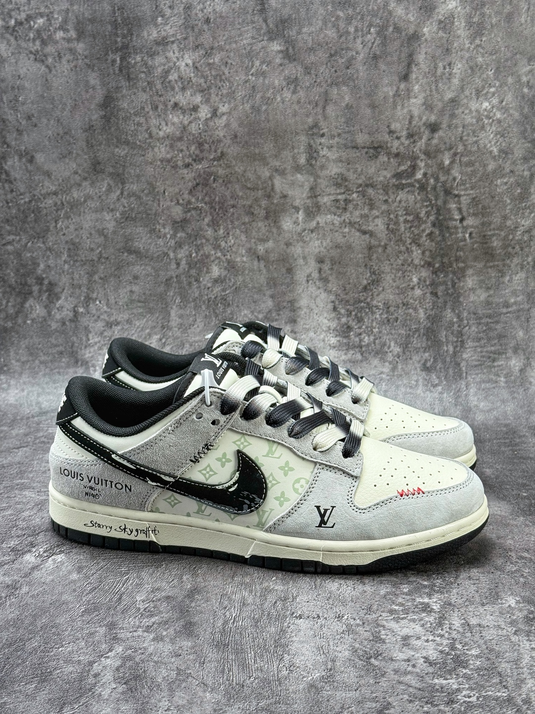 220 Nike SB Dunk Low x Louis Vuitton 灰白黑 YX5066-408-Chinese UA Cheap High Quatity Brand Clothes Bags handbags Sneakers wholesale wholesaler seller from China Factory suppliers Fashion Clothing Shoes best Quality Beautiful Price 220 Nike SB Dunk Low x Louis Vuitton 灰白黑 YX5066-408