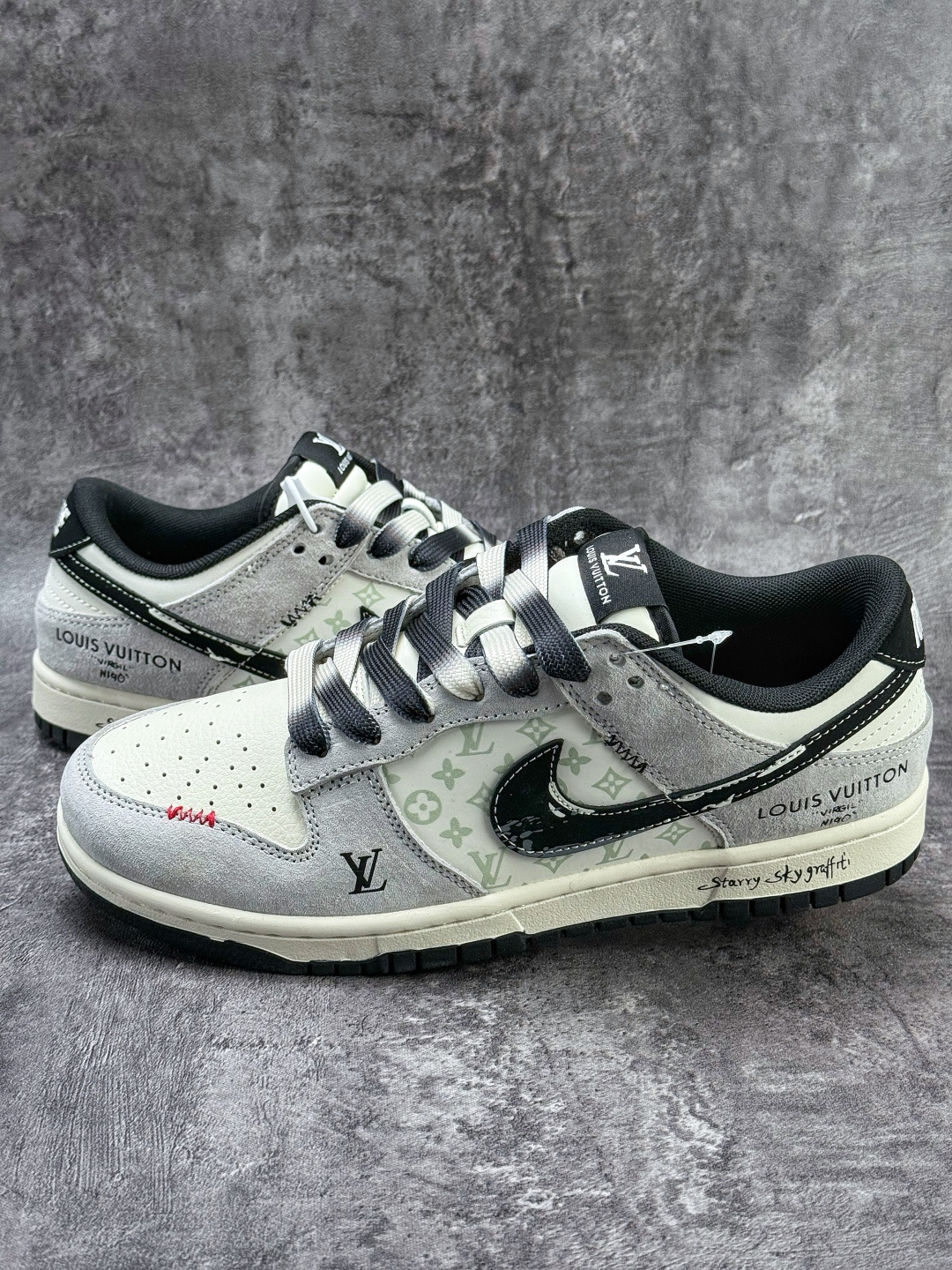 220 Nike SB Dunk Low x Louis Vuitton 灰白黑 YX5066-408-Chinese UA Cheap High Quatity Brand Clothes Bags handbags Sneakers wholesale wholesaler seller from China Factory suppliers Fashion Clothing Shoes best Quality Beautiful Price 220 Nike SB Dunk Low x Louis Vuitton 灰白黑 YX5066-408