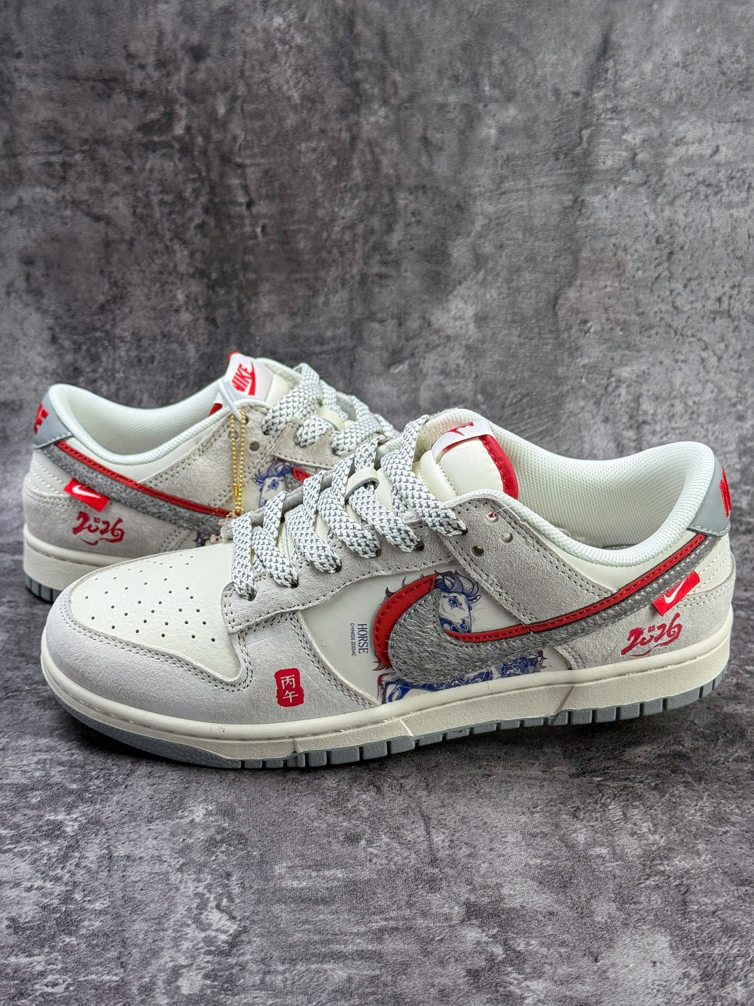 220 Nike SB Dunk Low 马年限定 灰白双大勾满天星 YX5066-412-Chinese UA Cheap High Quatity Brand Clothes Bags handbags Sneakers wholesale wholesaler seller from China Factory suppliers Fashion Clothing Shoes best Quality Beautiful Price 220 Nike SB Dunk Low 马年限定 灰白双大勾满天星 YX5066-412