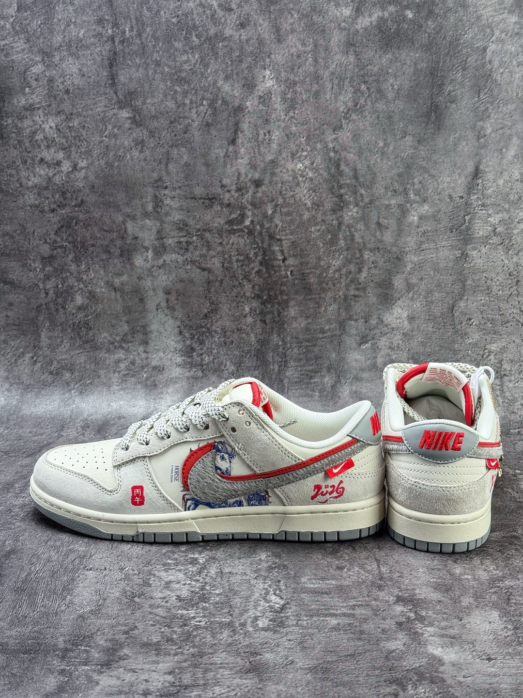 220 Nike SB Dunk Low 马年限定 灰白双大勾满天星 YX5066-412-Chinese UA Cheap High Quatity Brand Clothes Bags handbags Sneakers wholesale wholesaler seller from China Factory suppliers Fashion Clothing Shoes best Quality Beautiful Price 220 Nike SB Dunk Low 马年限定 灰白双大勾满天星 YX5066-412